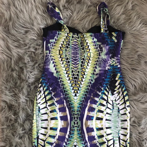 Cute midi dress - Picture 2 of 3